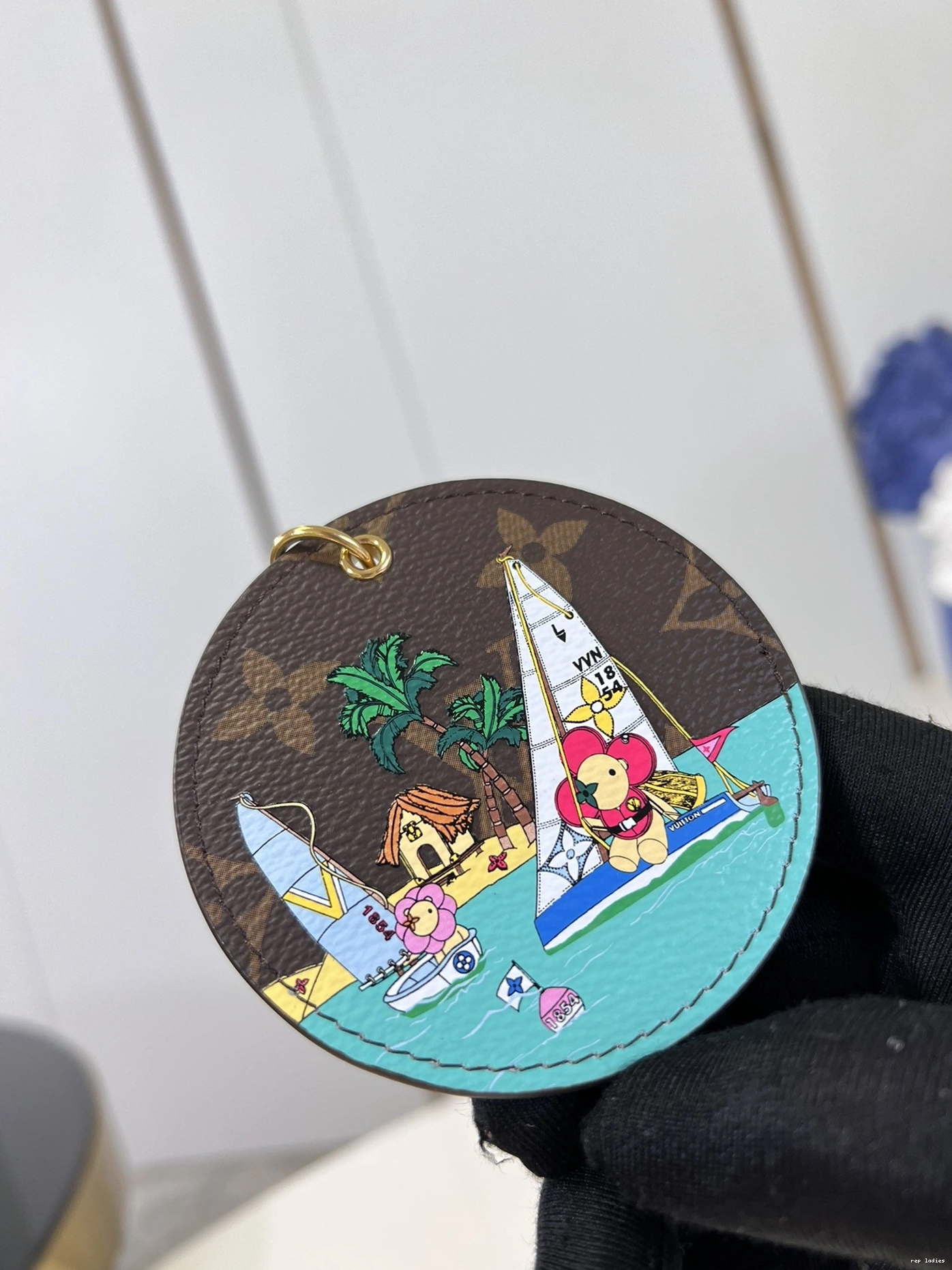 Cheap Holder LOUIS And Key Charm Illustre VUITTON Bag Ice Skate 0802